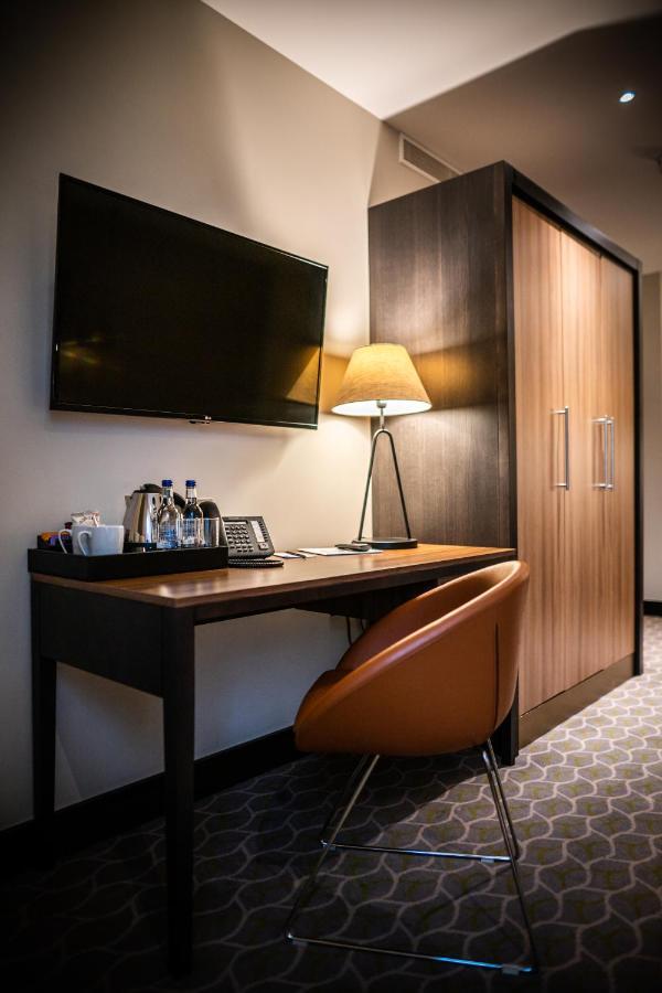 The Warwickshire Hotel And Country Club Leek Wootton المظهر الخارجي الصورة